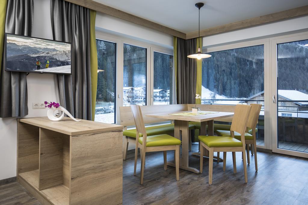 Apartament Alps Tux Zewnętrze zdjęcie